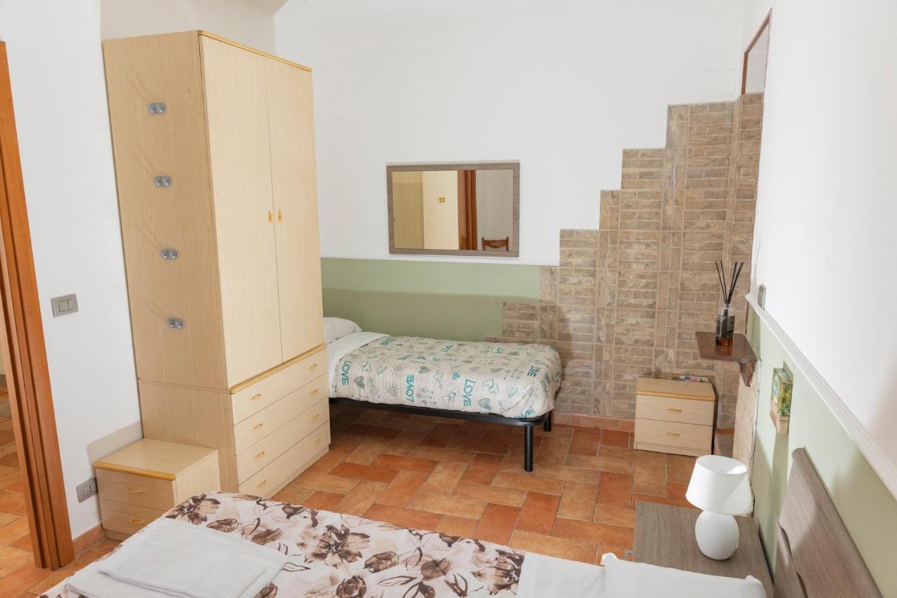 Leto'S Apartment In Sanremo - Parking & Garden エクステリア 写真